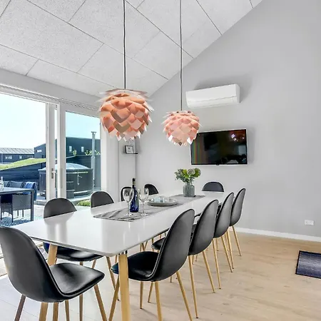 Holiday home Stunning In With Sauna